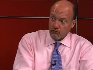 Watch Cramer: Wells Fargo or Bank of America Should Buy Countrywide Video