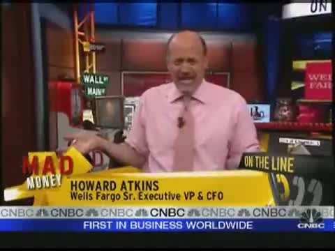 Watch Cramer Interviews Wells Fargo CFO Video