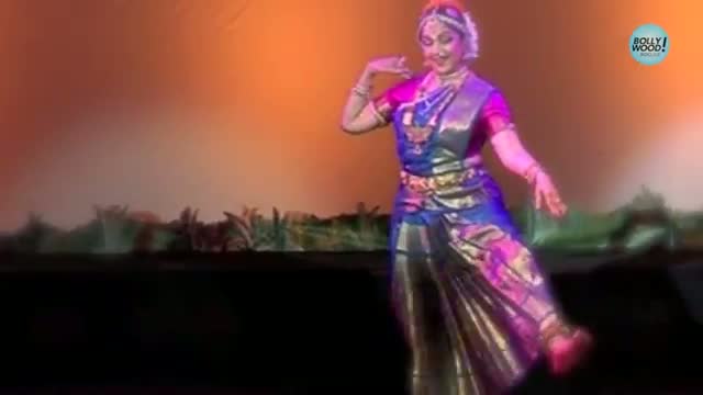 Watch Hema Malini's Incredible Dance Performance video Video