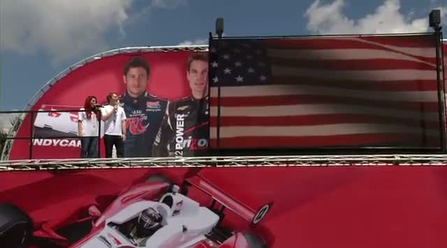 Watch Aubrey O'Day and Clay Aiken Singing the National Anthem at the HGP of St. Petersburg Video
