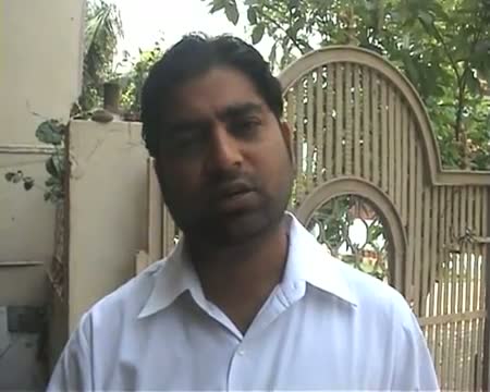 Watch Pay Rs 350 on toll at Yamuna expressway, farmers protest Video