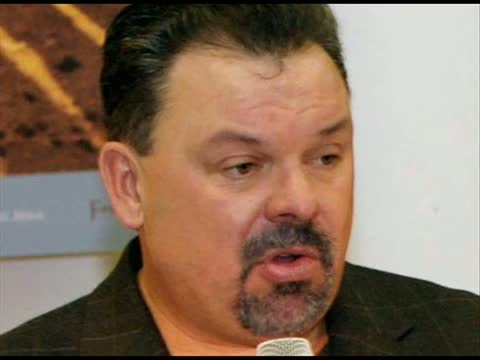 Watch 'Painter of Light' Thomas Kinkade Die Video