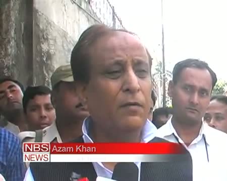 Watch Azam Khan hits out at Bukhari for retuning ticket Video