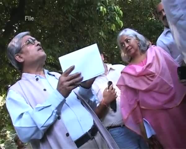 Watch Kashmiri's subjected to forced labour by security forces MLA Video