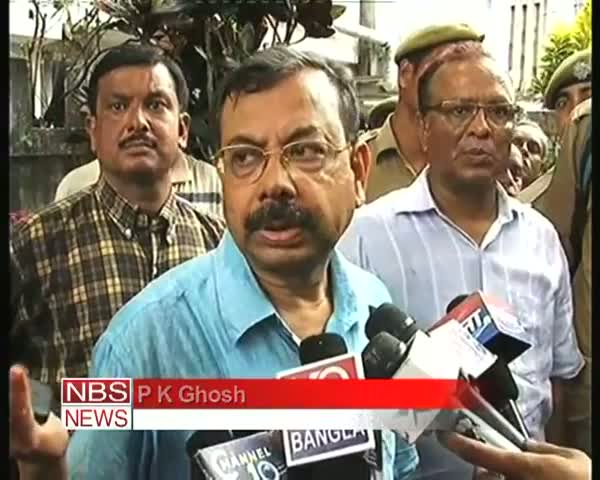 Watch Five of family found charred in Kolkata Video