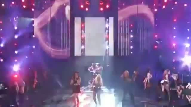 Watch The Voice 2 - Christina Aguilera with Team - Fighter Video
