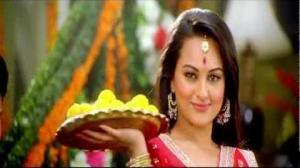 Watch Chinta Ta Ta Chita Chita - Rowdy Rathore (Full Song) - Feat. Sonakshi Sinha, Akshay Kumar & Mika Video