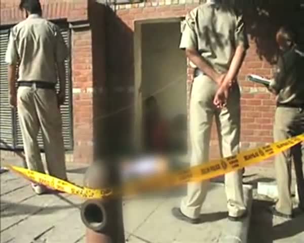 Watch Youth's corpse found in Delhi Video