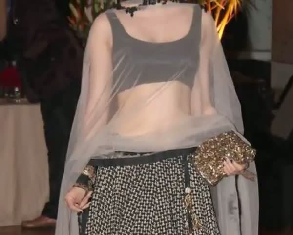 Watch Summer Trend Sizzling hair style to beat the heat Video