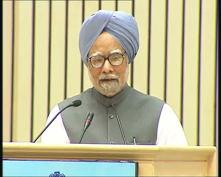 Watch The Prime Minister, Dr. Manmohan Singh addressing at the India Water Week, in New Delhi on April 10, 2012. Video