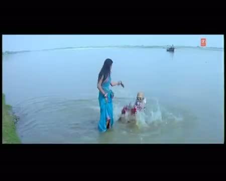Watch Akhiya Rehriya Bajra Jonhariya (Full Bhojpuri Video Song) Nirahu Anadi Video