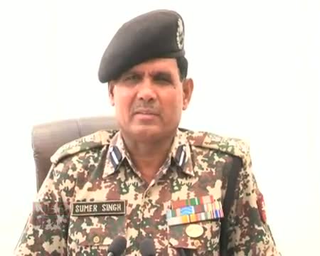 Watch BSF foils attempt of smugglers at LOC Video