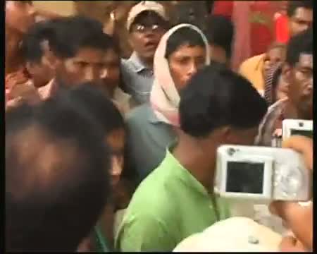 Watch Relief, tears as Maoists release Odisha legislator Hikaka Video