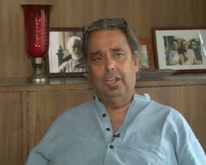 Watch Are Bolly stars successful in politics Video
