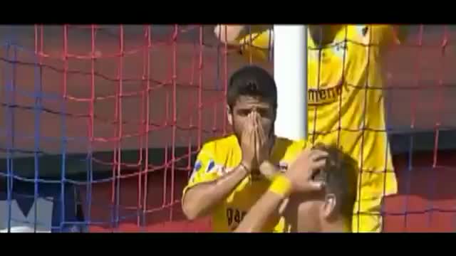 Watch Worst Miss EVER!! Lorenzo Insigne (Pescara) v Gubbio (April 29th, 2012) Video