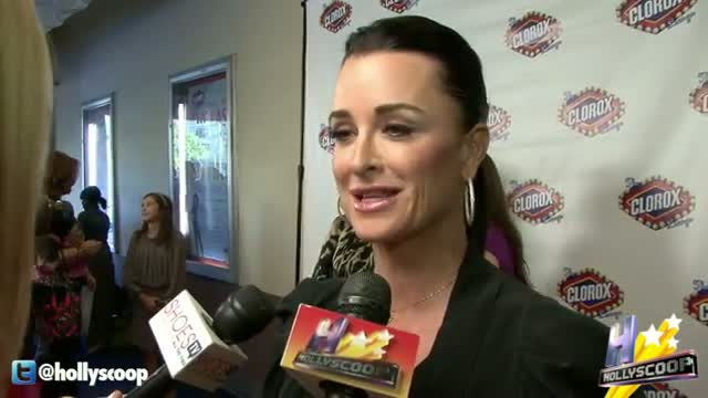 Watch Kyle Richards Talks About New RHOBH Castmember - It's All Very New Video
