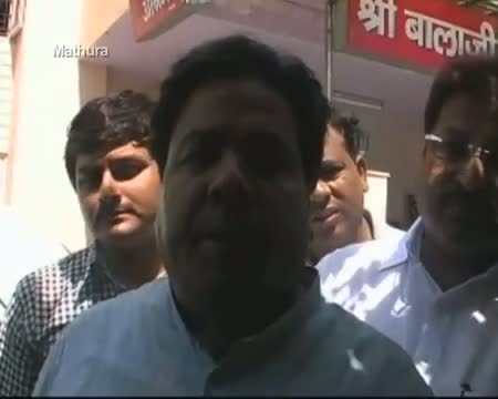 Watch Sachin is not anyone's personal property Rajiv Shukla Video