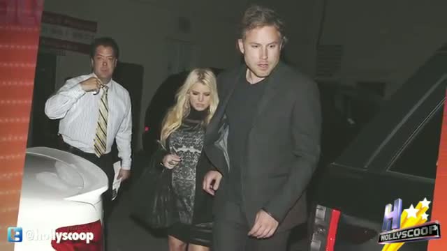 Watch Jessica Simpson Gives Birth To Daughter Maxwell Drew Video