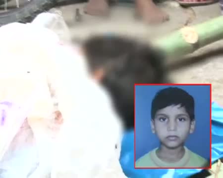 Watch Mob Justice Mother of alleged kidnapper thrashed by public Video