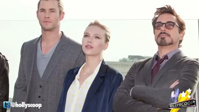 Watch Jeremy Renner Says Working With Scarlett Johansson Was Tremendously Awful Video