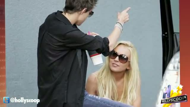 Watch Lindsay Lohan And Samantha Back Together At NYC Nightclub Video