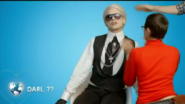 Watch Ashton Kutcher Popchips advert - Racism storm after actor plays Indian man Video