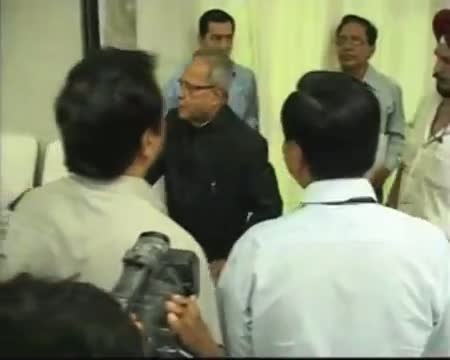 Watch Pranab calls presidential candidature as speculation Video