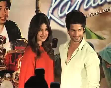 Watch Bolly innovation! Sasha PC to host qawwali Video