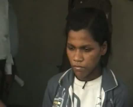 Watch Noida Police recovers 21.5 lakhs from maid's house Video