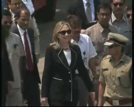 Watch Hillary Clinton arrives in Kolkata; Iran, FDI on agenda Video
