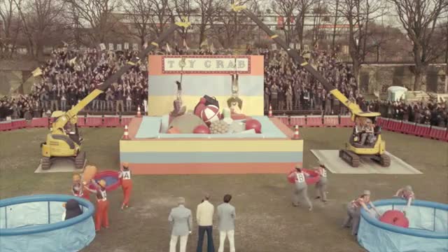 Watch Internet is FUN on Vodafone - Free Apps (OFFICIAL AD) Video