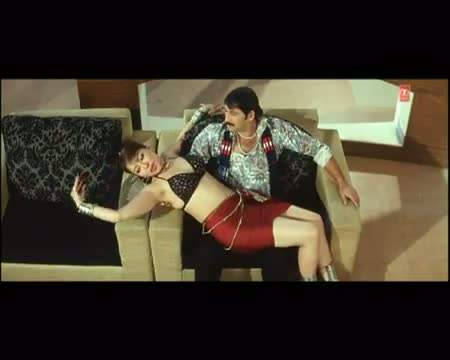 Watch Jawani Khub Surat Ba (Full Bhojpuri Hot Item Dance) International Daroga Video