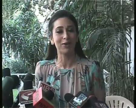 Watch Karishma Kapoor on promotion spree Video