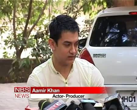 Watch Aamir gets thumbs up on Twitter Video