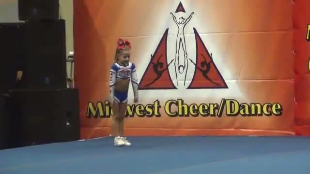 Watch Amazing 5 year old cheerleader - Youngest Cheerleader In The World Video