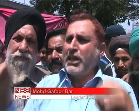 Watch JCC employees observe a day long protest in J&K Video