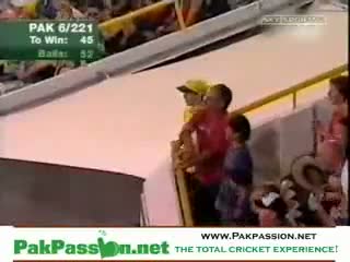 Watch Shahid Afridi's Huge Six aginst Australia Video
