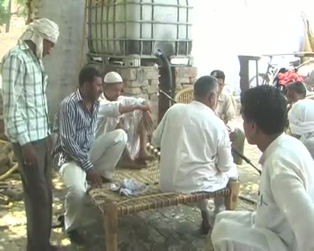 Watch UP cop supports honour killing Video