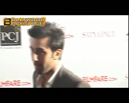 Watch Ranbir Kapoor turns VAMPIRE Video