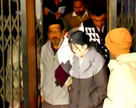 Watch SC declines to hear Nupur Talwar's bail plea Video