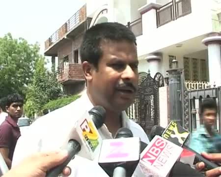 Watch MP Lokayukta police raids another health official's house Video