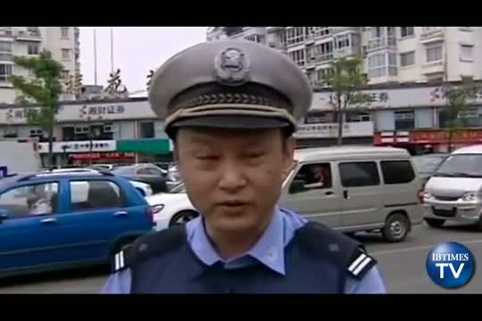 Watch Chinese Father Leaps Out Moving car to Save Child Video