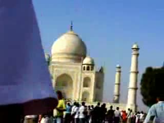 Watch Taj Mahal Garden Agra India Video