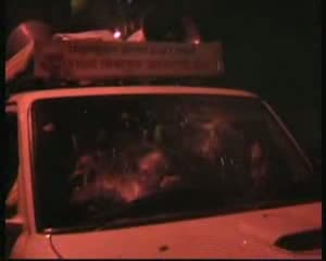 Watch Anna's convey attacked in Nagpur Video