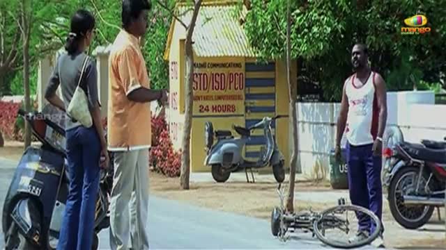 Watch Vasu Movie Comedy Scenes - Sunil Bike Comedy - Telugu Movie Cinema Video