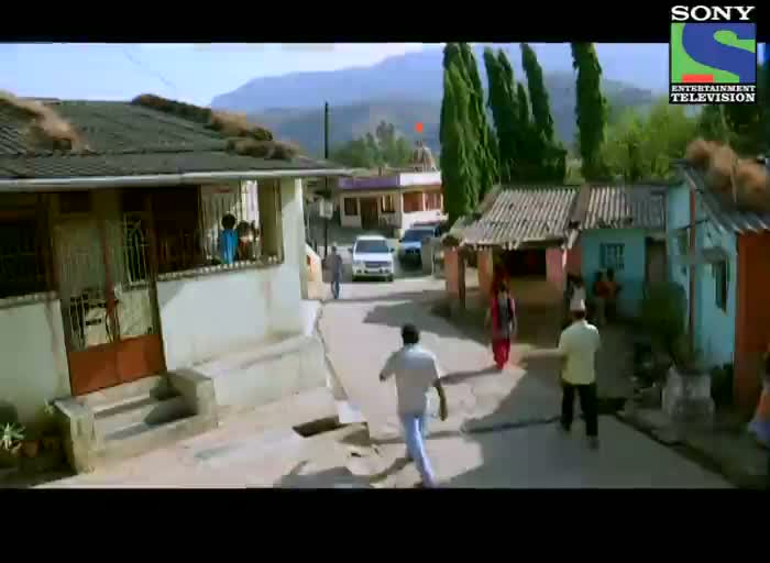 Watch Crime Patrol Dastak - Episode 112 : Darjeeling C.B.I Fights Against Human Trafficking Video