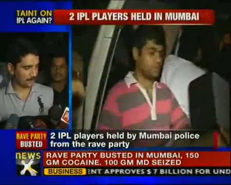 Watch Rahul Sharma, Wayne Parnell insist they were not doing drugs Video