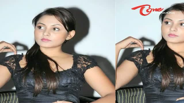 Watch Madhu Shalini Unseen Spicy Collection - Telgu Cinema Movies Video