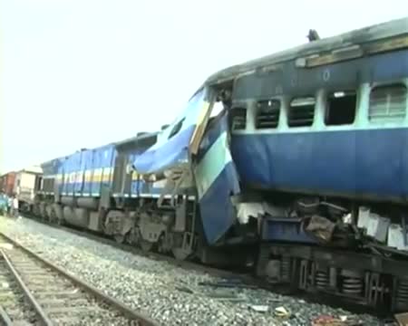 Watch Train accident leaves 14 dead, many injured Video