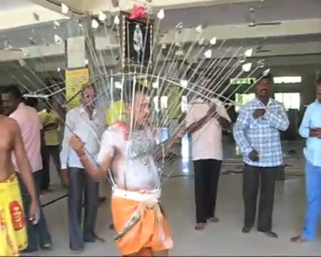 Watch Devotee pierced his body with 108 arrows Video